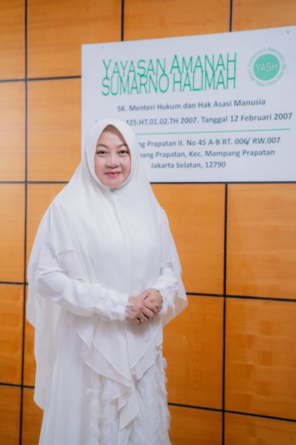 Nenden Esty Nurhayati, S.H., Sp.N., M.Si
